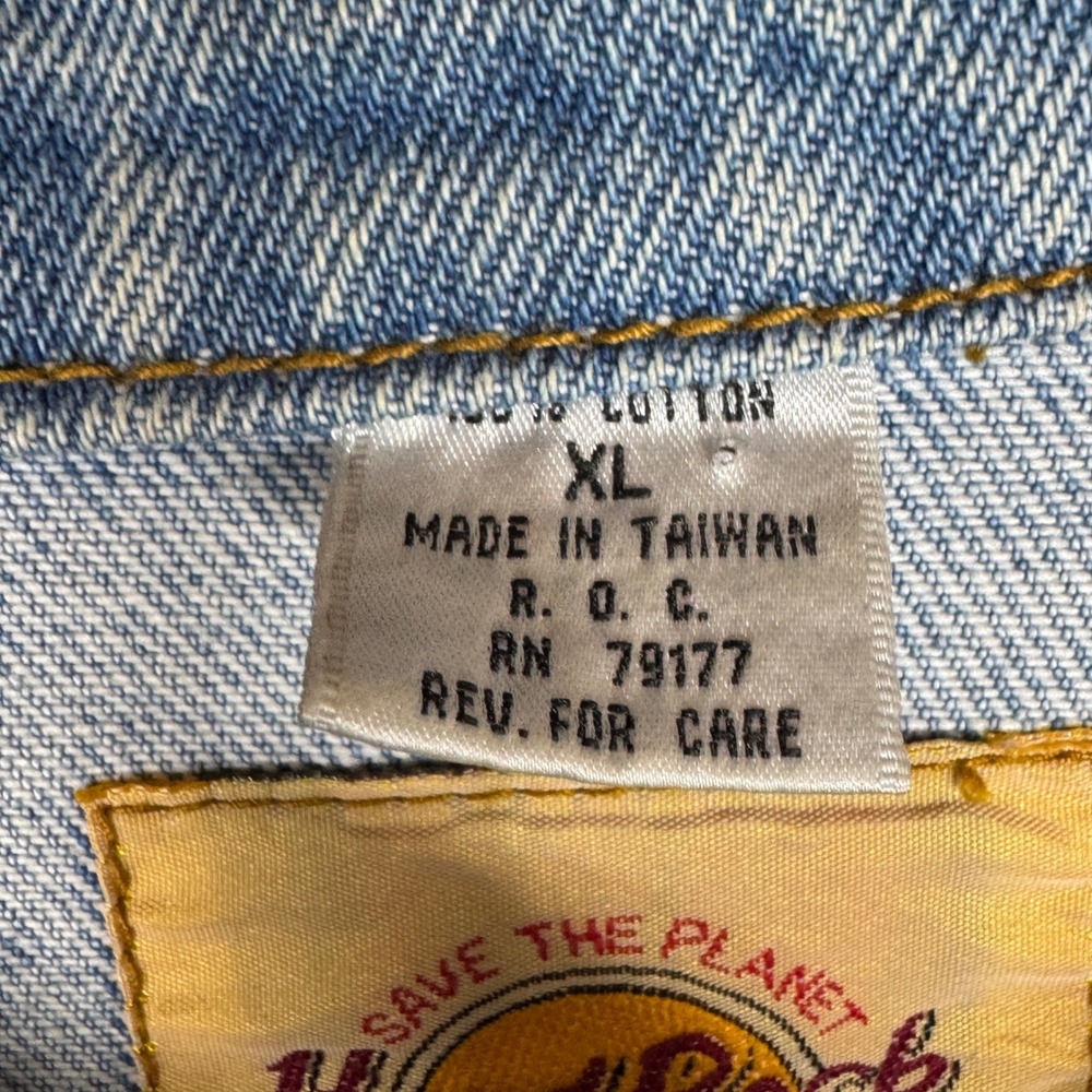 Vintage 1990s Hard Rock Cafe Orlando "Save The Planet" Denim Trucker Jacket - Picture 5 of 16